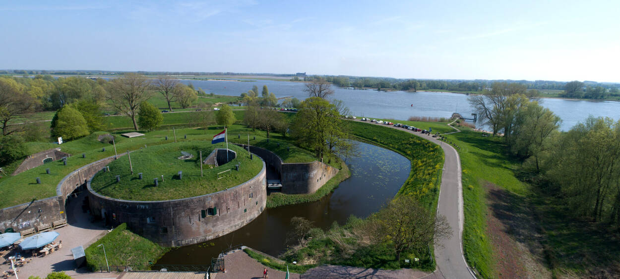 Fort Vuren in het projectgebied dijkversterking Gorinchem-Waardeburg