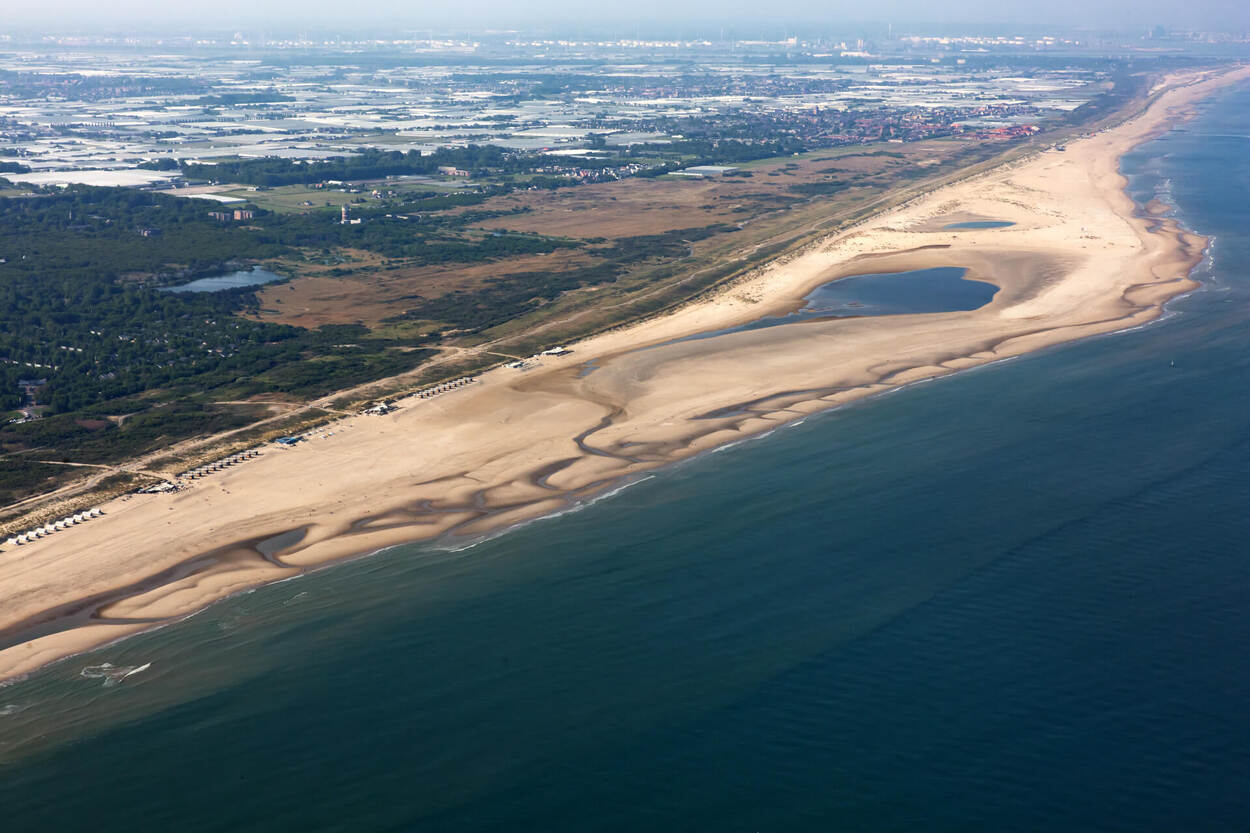 Luchtfoto van de Zandmotor