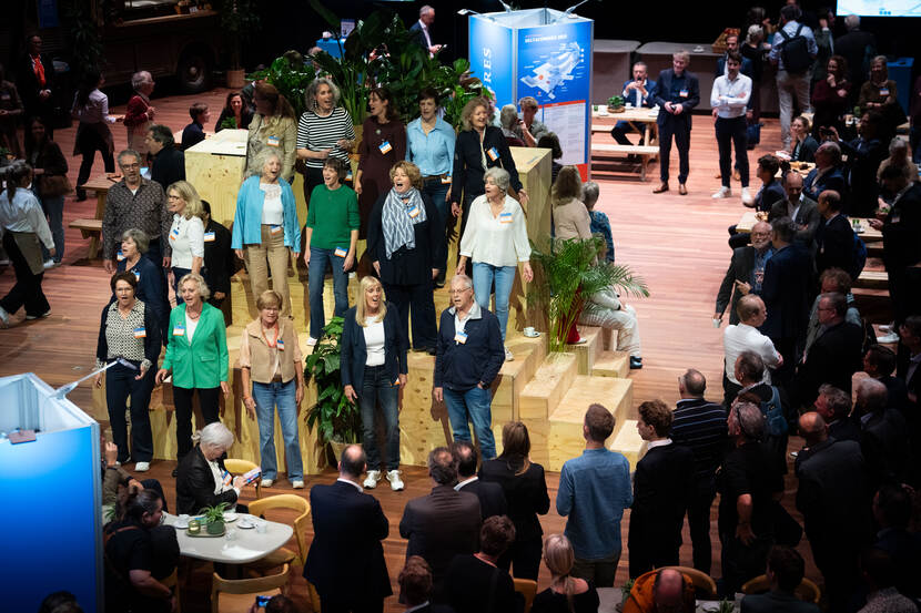 Het Chassékoor opent het Deltacongres