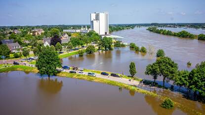 Hoogwater Maas bij Land van Cuijk